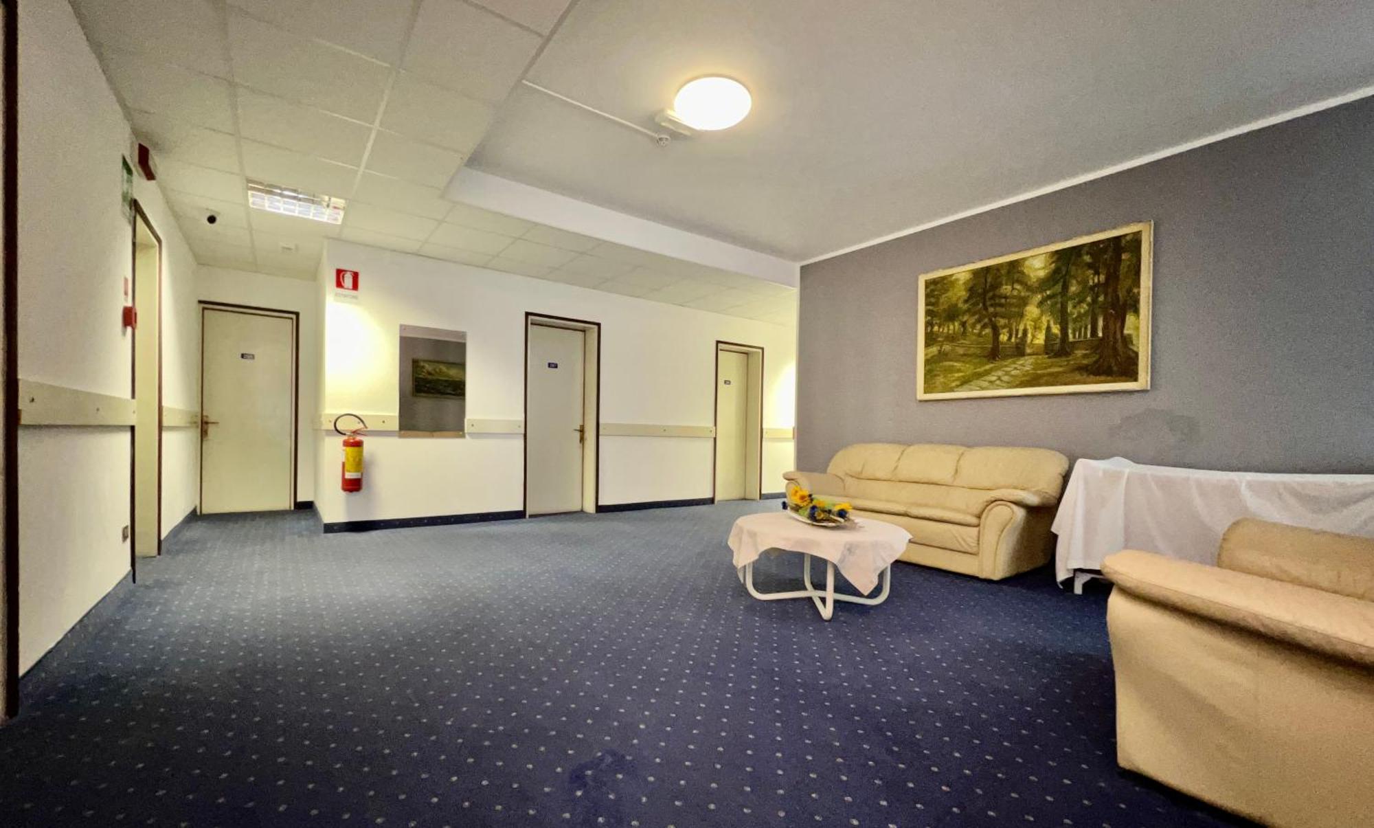 Hotel Myriam Lignano Sabbiadoro Exterior photo